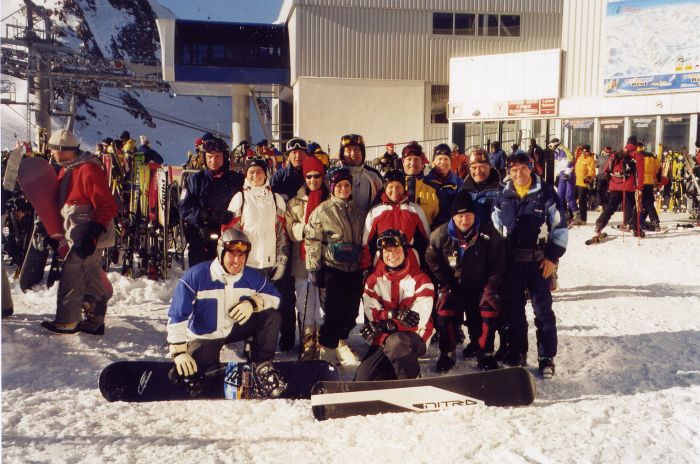 Gruppenfoto Skifreunde auf dem Stubaier-Gletcher